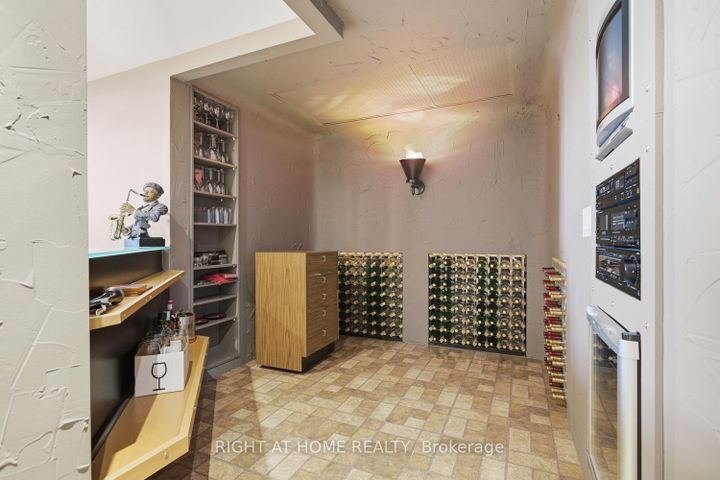 Photo 40 at 303 WATERBURY Crescent, Port Perry, Scugog