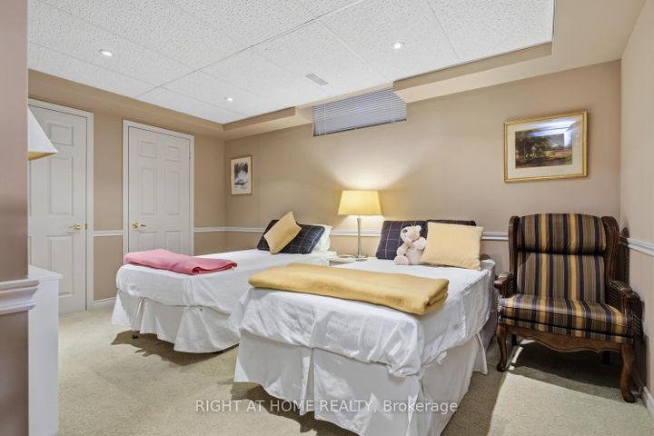 Photo 41 at 303 WATERBURY Crescent, Port Perry, Scugog