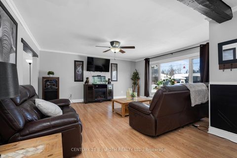 Photo 5 at 1032 Gilmore Avenue, Lefroy, Innisfil