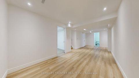 Photo 27 at 42 Green Spring Drive, Milliken, Toronto