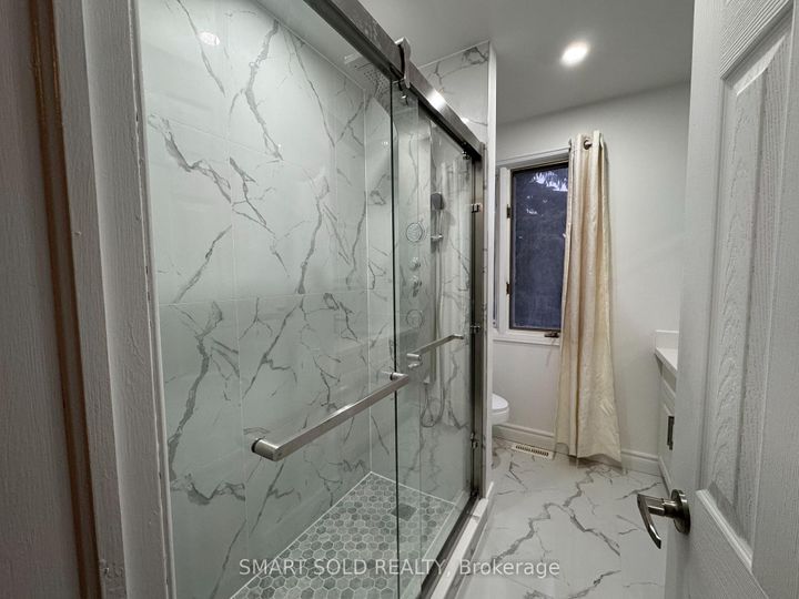 Photo 23 at 217 Waverly Street N, McLaughlin, Oshawa