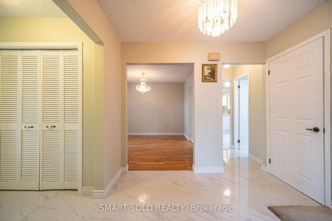 Photo 9 at 217 Waverly Street N, McLaughlin, Oshawa