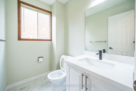 Photo 12 at 217 Waverly Street N, McLaughlin, Oshawa