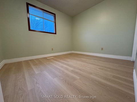 Photo 21 at 217 Waverly Street N, McLaughlin, Oshawa