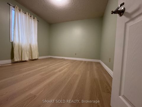 Photo 22 at 217 Waverly Street N, McLaughlin, Oshawa