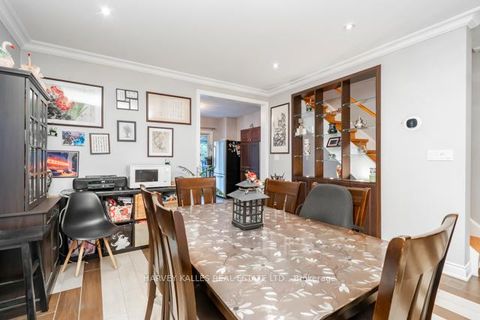 Photo 10 at 132 Bellwoods Avenue, Bellwoods, Toronto