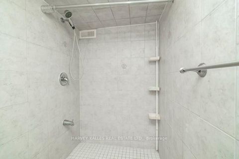 Photo 18 at 132 Bellwoods Avenue, Bellwoods, Toronto