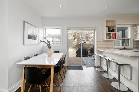 Photo 10 at 261 Blackthorn Avenue, Pellam Park, Toronto
