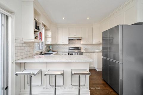 Photo 13 at 261 Blackthorn Avenue, Pellam Park, Toronto