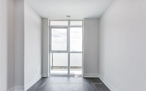 Photo 13 at 716 - 2550 Simcoe Street N, Windfields, Oshawa