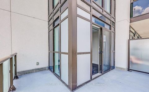 Photo 18 at 716 - 2550 Simcoe Street N, Windfields, Oshawa