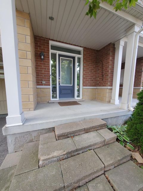 Photo 2 at 26 Yates Avenue, Birchmount, Toronto