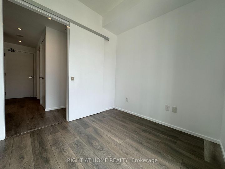 Photo 10 at 906 - 159 Dundas Street E, Yonge Corridor, Toronto