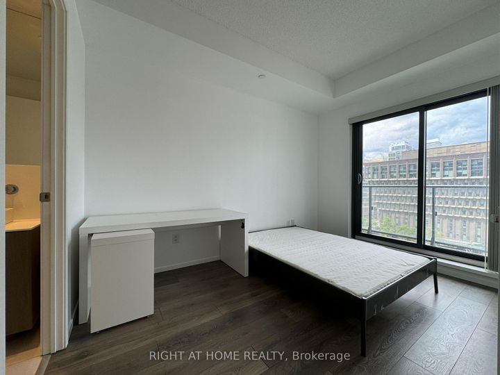 Photo 12 at 906 - 159 Dundas Street E, Yonge Corridor, Toronto