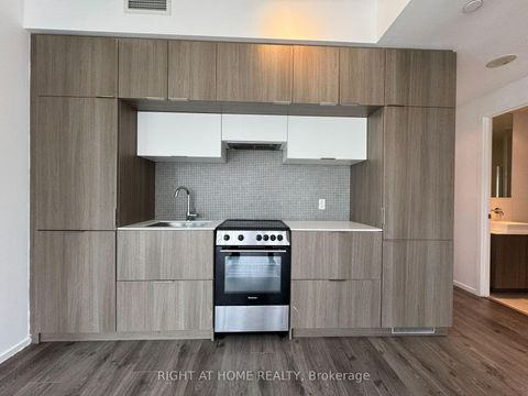 Photo 11 at 906 - 159 Dundas Street E, Yonge Corridor, Toronto