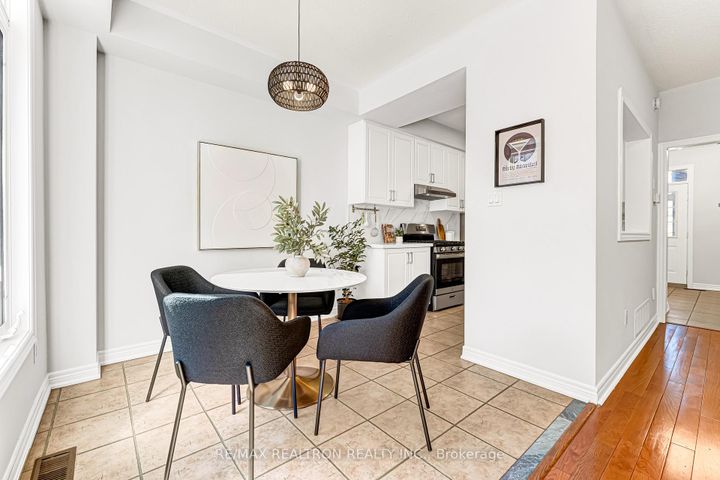 Photo 20 at 27 Copperstone Crescent, Rouge Woods, Richmond Hill