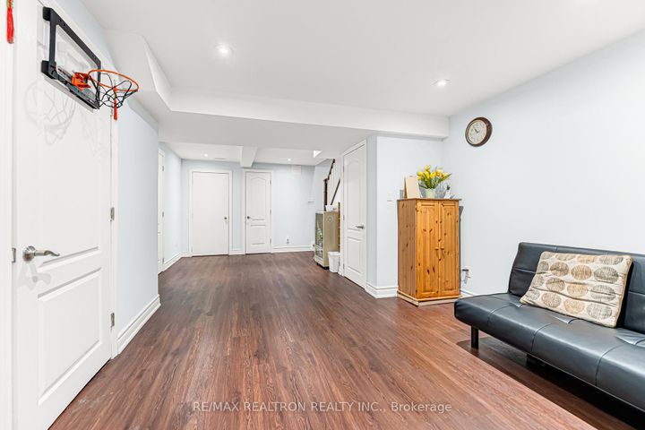 Photo 42 at 27 Copperstone Crescent, Rouge Woods, Richmond Hill