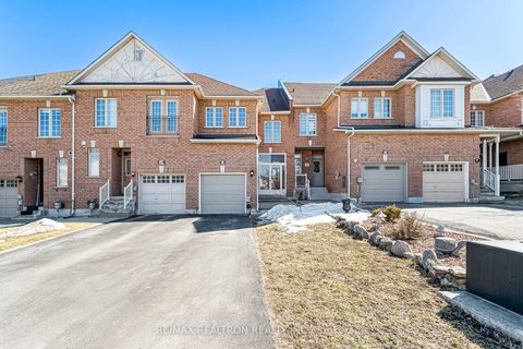 Photo 4 at 27 Copperstone Crescent, Rouge Woods, Richmond Hill