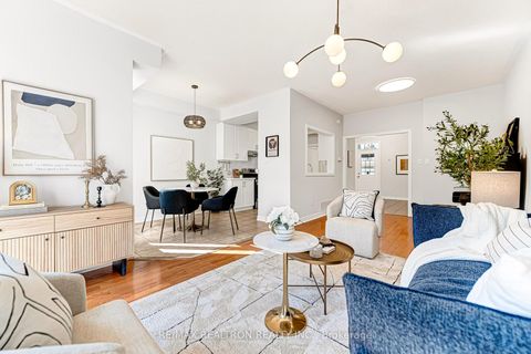 Photo 17 at 27 Copperstone Crescent, Rouge Woods, Richmond Hill