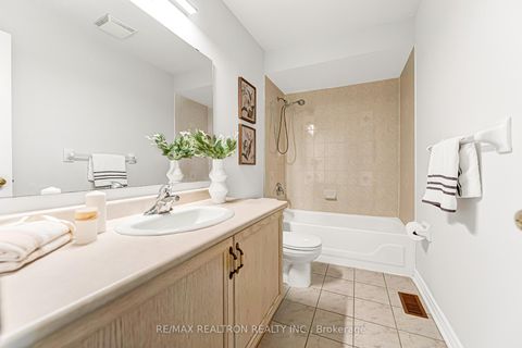 Photo 35 at 27 Copperstone Crescent, Rouge Woods, Richmond Hill