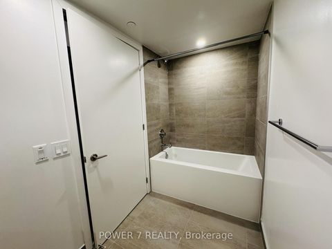 Photo 7 at 533 - 28 Eastern Avenue, Moss Park, Toronto