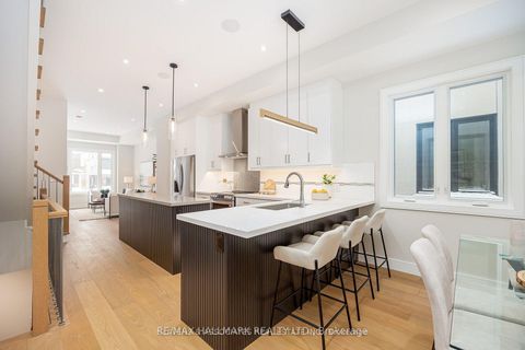 Photo 10 at 3B Linton Avenue, Cliffside, Toronto