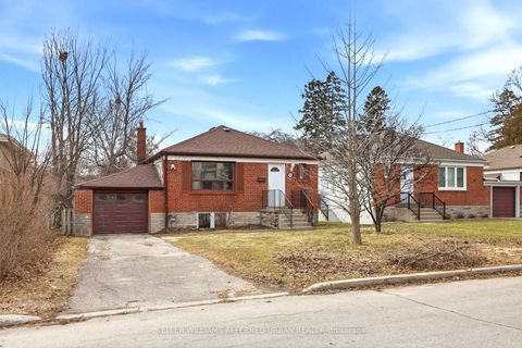 Photo 23 at 36 Cobden Street, Willowdale West, Toronto