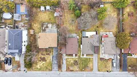 Photo 26 at 36 Cobden Street, Willowdale West, Toronto