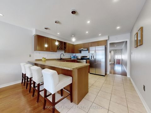 Photo 6 at 49 Wilkes Crescent, Birchmount, Toronto