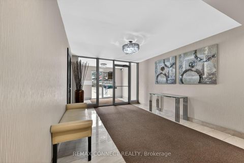 Photo 2 at 910 - 2 Glamorgan Avenue, Dorset Park, Toronto