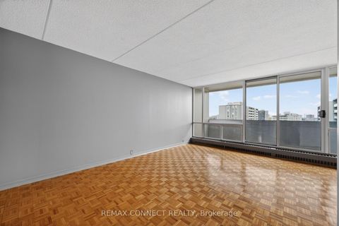 Photo 11 at 910 - 2 Glamorgan Avenue, Dorset Park, Toronto