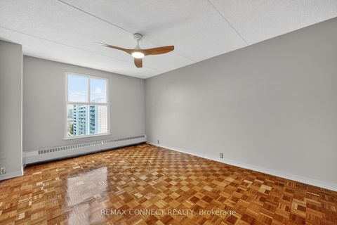 Photo 34 at 910 - 2 Glamorgan Avenue, Dorset Park, Toronto