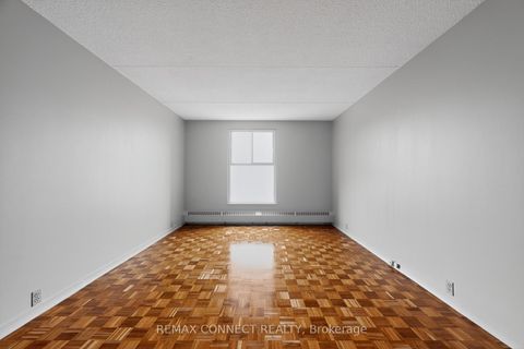 Photo 40 at 910 - 2 Glamorgan Avenue, Dorset Park, Toronto