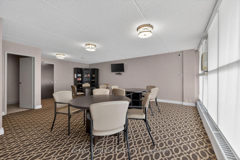 Photo 42 at 910 - 2 Glamorgan Avenue, Dorset Park, Toronto