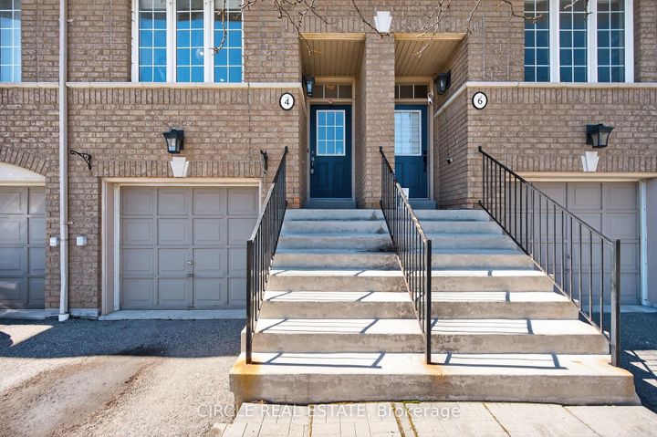 Photo 2 at 4 - 4950 Albina Way, Hurontario, Mississauga