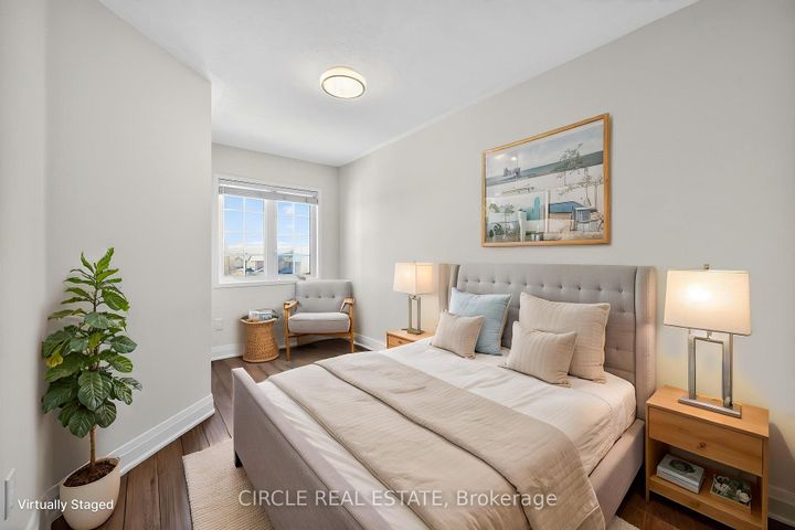 Photo 13 at 4 - 4950 Albina Way, Hurontario, Mississauga