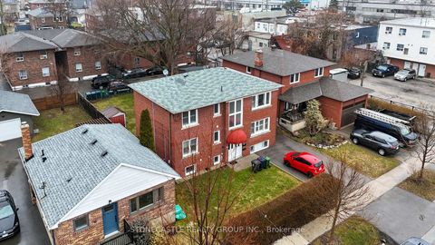 Photo 3 at 10 Woodbury Road, Alderwood, Toronto