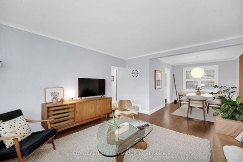 Photo 9 at 10 Woodbury Road, Alderwood, Toronto