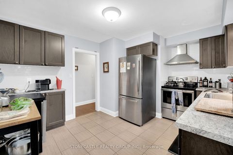 Photo 13 at 10 Woodbury Road, Alderwood, Toronto