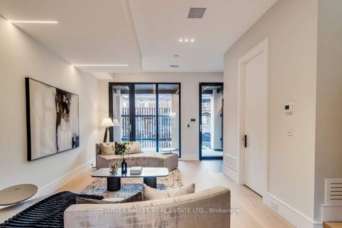 Photo 7 at 179 Palmerston Avenue, Bellwoods, Toronto