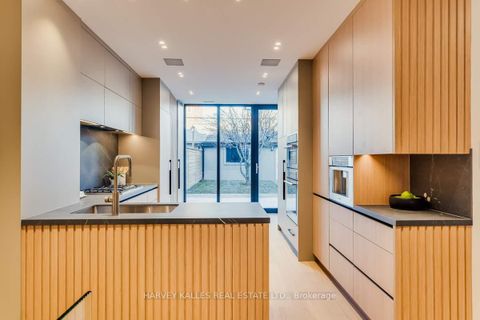 Photo 15 at 179 Palmerston Avenue, Bellwoods, Toronto