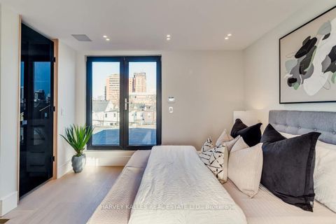 Photo 33 at 179 Palmerston Avenue, Bellwoods, Toronto