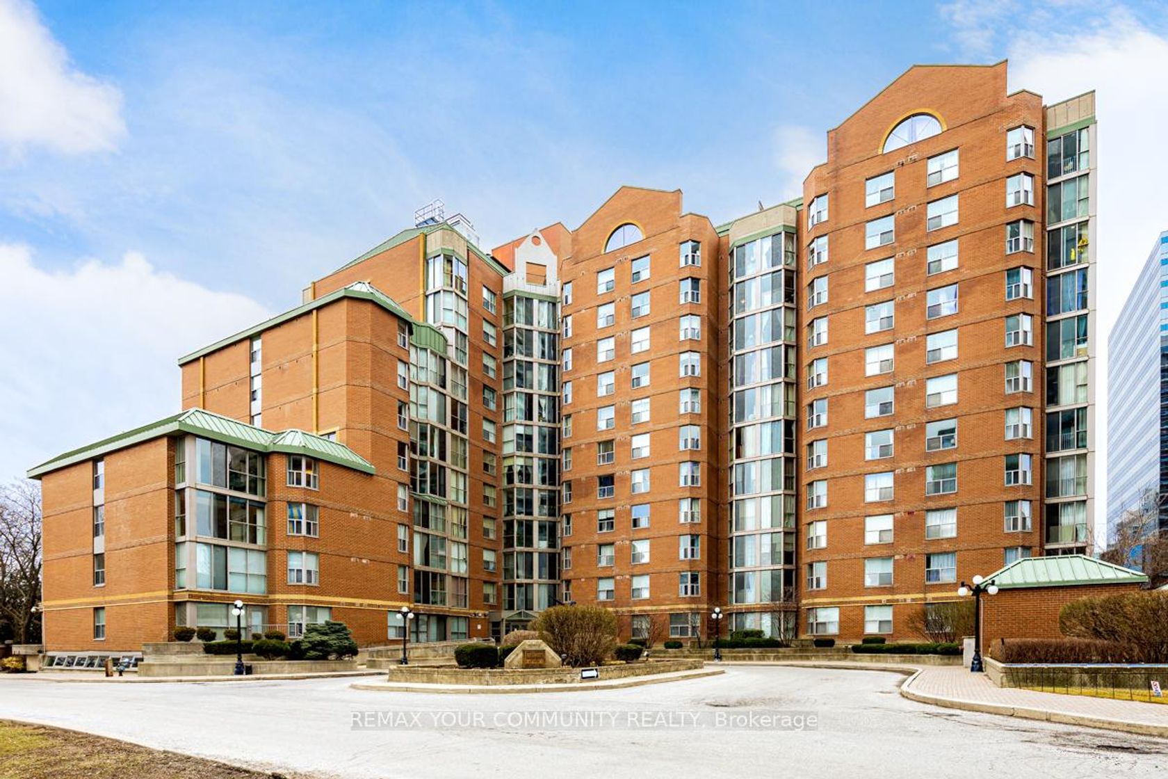 PH1205 - 5795 Yonge Street, Newtonbrook East, Toronto by Loree Meneguzzi Real Estate PH1205 - 5795 Yonge Street, Newtonbrook East, Toronto