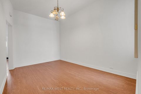 Photo 13 at 472 Symington Avenue, Pellam Park, Toronto