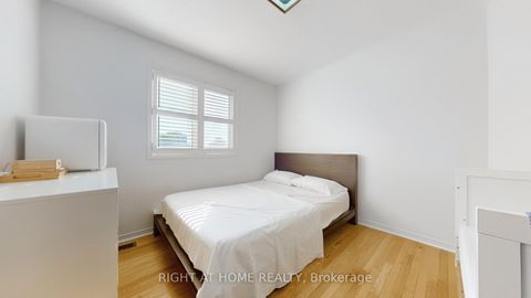 Photo 21 at 33 Fred Young Drive, CFB, Toronto