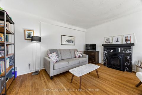 Photo 6 at 64 Hart Avenue, Kennedy Park, Toronto