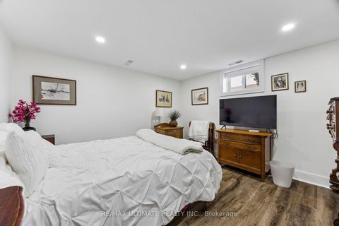 Photo 18 at 64 Hart Avenue, Kennedy Park, Toronto