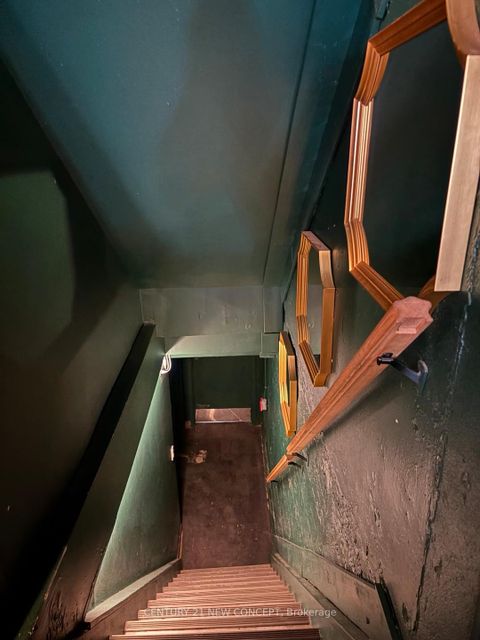 Photo 15 at 490 Queen Street W, Chinatown, Toronto