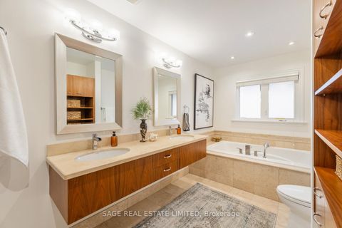 Photo 23 at 31 Ashwood Crescent, Rosethorn, Toronto