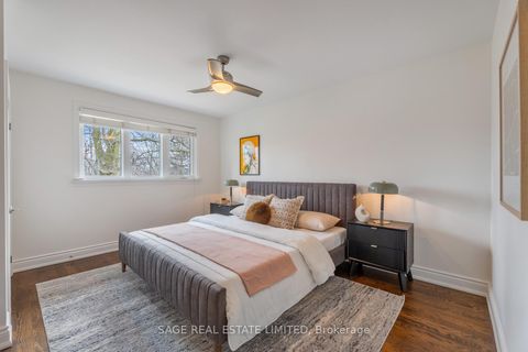 Photo 26 at 31 Ashwood Crescent, Rosethorn, Toronto